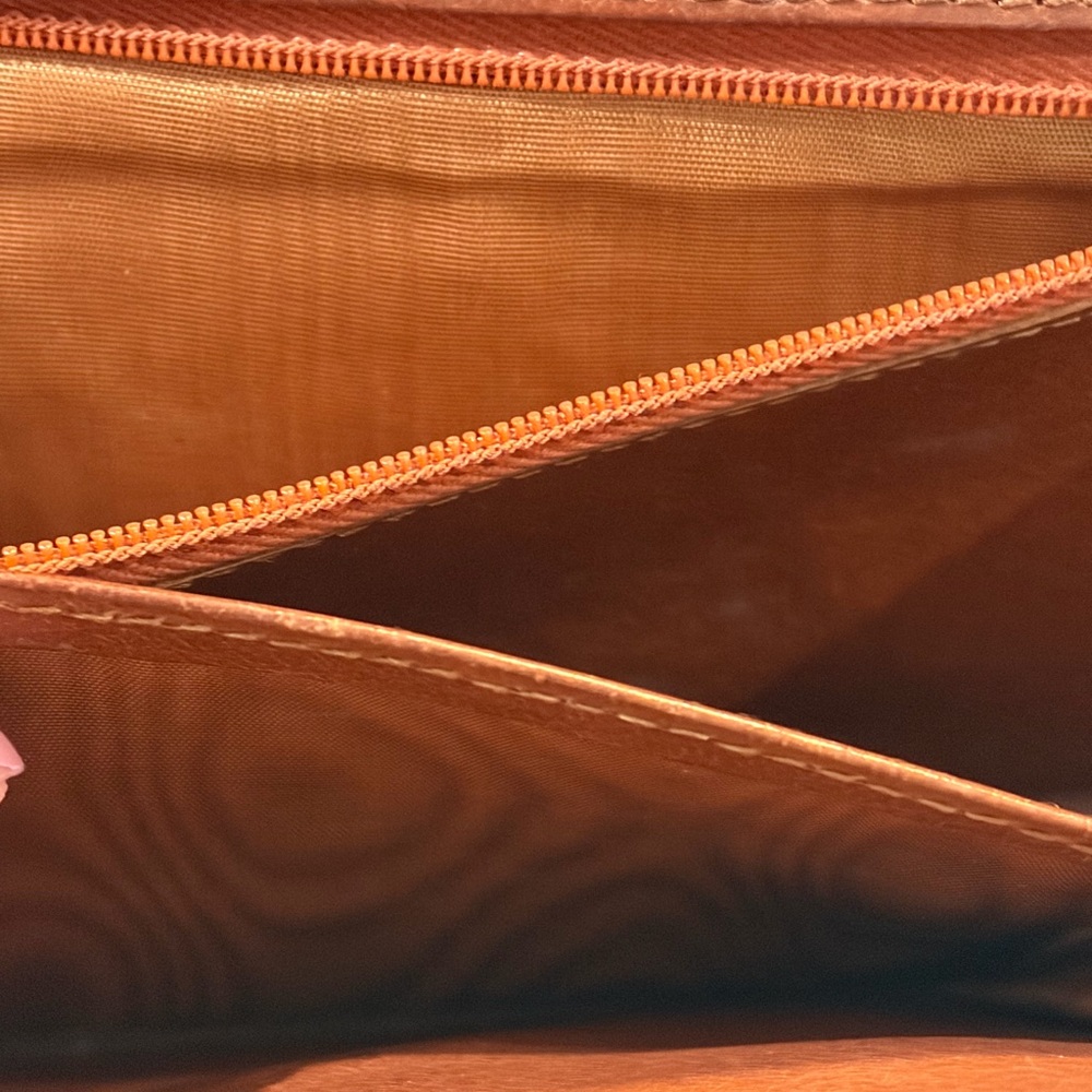 Designer Monogram Vintage Leather Clutch Bag - Picture 9 of 14